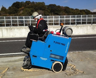 マルホウ非破壊式橋梁床板防水撤去工法