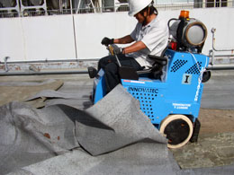 ターミネーター施工　　FRP床材の撤去・床板防水撤去・ノバレタン撤去・レジテクト撤去