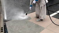 ウォータージェットを使った塗床材の剥離・撤去・除去