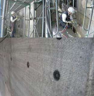 ウォータージェット　　タイイル貼前目嵐工法